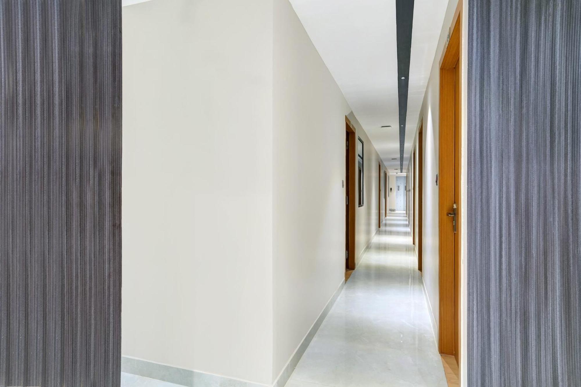 Townhouse Oak Sarusajai Stadium Dispur 外观 照片