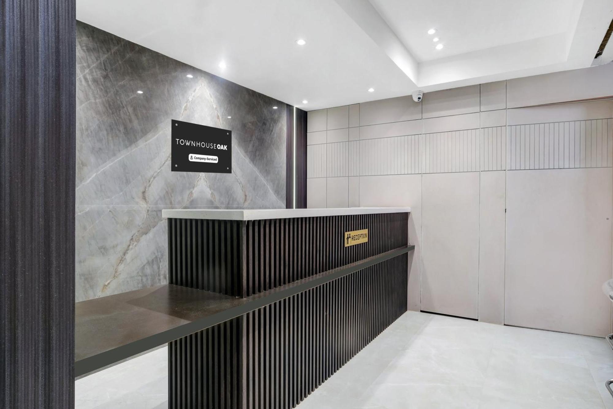 Townhouse Oak Sarusajai Stadium Dispur 外观 照片